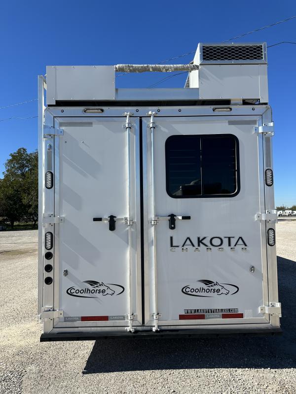 2022 Lakota 3H 12'8 SW w/ Slide Out LQ Horse Trailer - Image 18