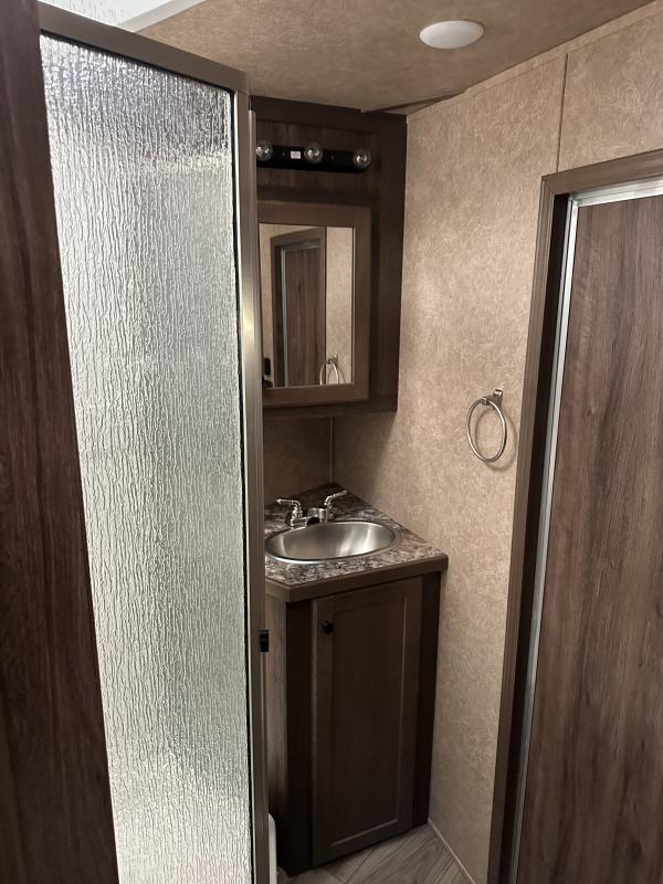 2022 Lakota 3H 12'8 SW w/ Slide Out LQ Horse Trailer - Image 7